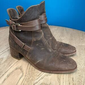 Alberto Fermani Belted Suede Ankle Boots Distressed Block Heel Women’s Size 38